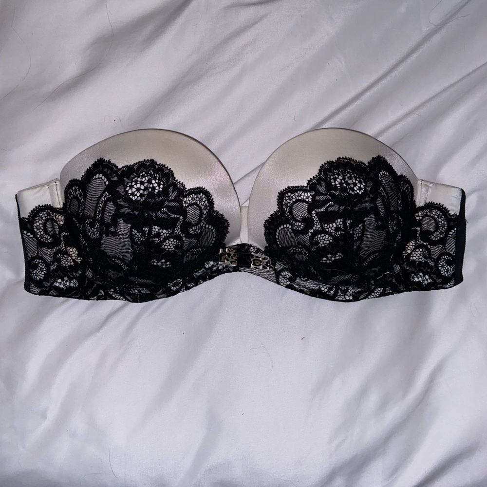 VS strapless bra